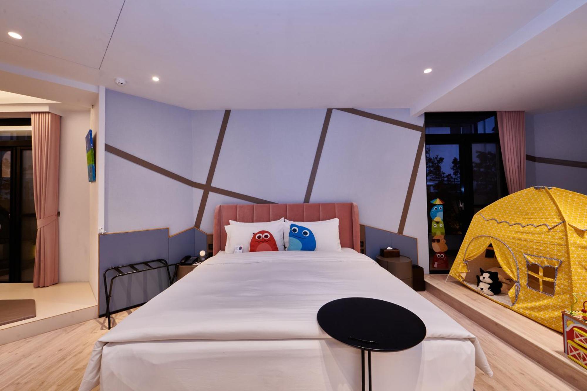 Bed and Breakfast 墾丁耳東華苑erdong Manor Экстерьер фото